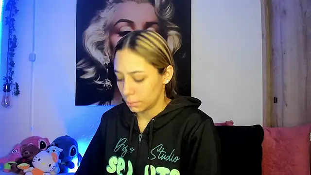 TANIA 06 online show from 01/14/26, 01:15