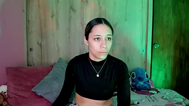 Snapshot of TANIA_06 chatting on 06/01/26, 01:00 TANIA 06 online show from 06/01/26, 01:00
