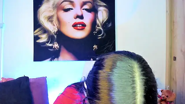 TANIA 06 online show from 11/24/25, 01:11