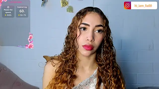 LiaHansson online show from 11/24/25, 06:19