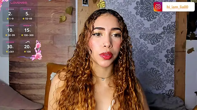 LiaHansson online show from 12/16/25, 05:06