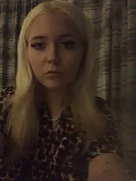 Snapshot of Blondie_Sofia_Essexbabe chatting on 09/10/25, 01:15 Blondie Sofia Essexbabe online show from 09/10/25, 01:15