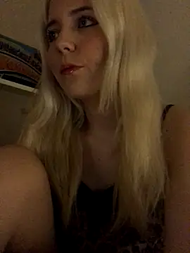 Snapshot of Blondie_Sofia_Essexbabe chatting on 10/09/25, 11:05 Blondie Sofia Essexbabe online show from 10/09/25, 11:05