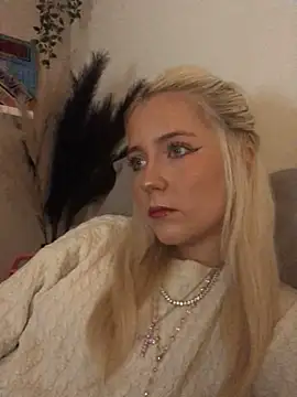 Blondie Sofia Essexbabe online show from 10/24/25, 11:15