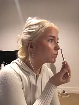 Blondie Sofia Essexbabe online show from 11/04/25, 06:33