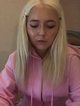 Blondie Sofia Essexbabe online show from 11/04/25, 12:14