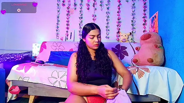 Vicky Miller 05 online show from 04/13/26, 07:18