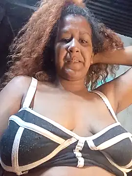 shirlihot online show from 12/18/25, 10:19