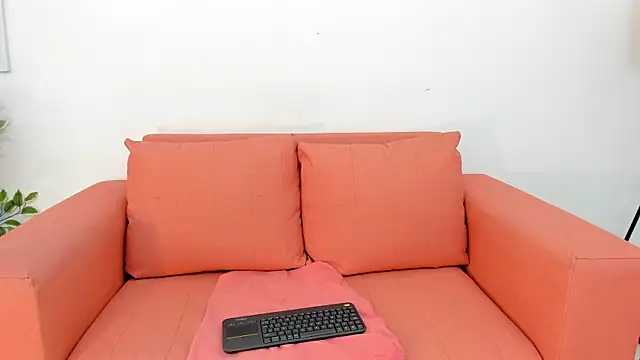 Emily-Carter online show from 11/15/25, 09:08