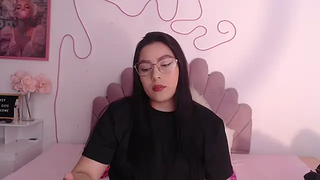 emily-777 online show from 09/08/25, 07:57