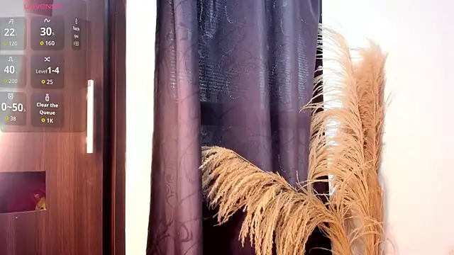 emily-777 online show from 11/29/25, 09:15