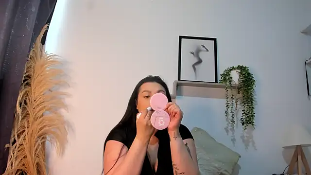 emily-777 online show from 11/12/25, 06:45