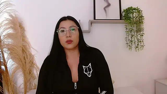 emily-777 online show from 10/01/25, 09:18
