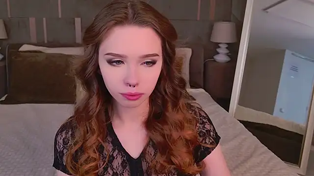 Sierra Fane online show from 02/28/25, 03:48