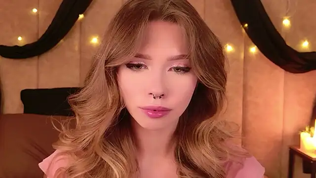 Sierra Fane online show from 02/02/26, 06:01