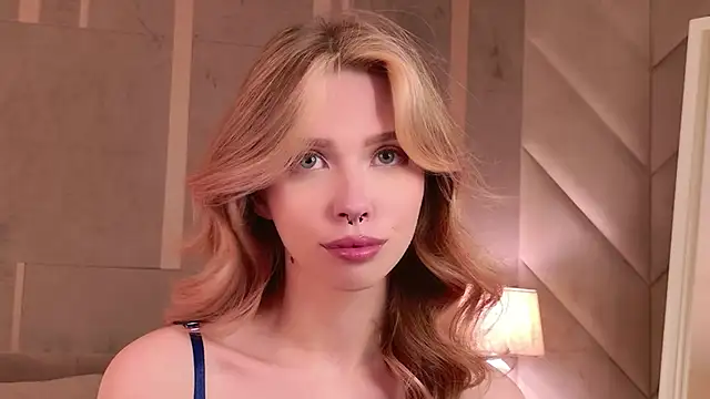 Sierra Fane online show from 06/18/26, 11:37