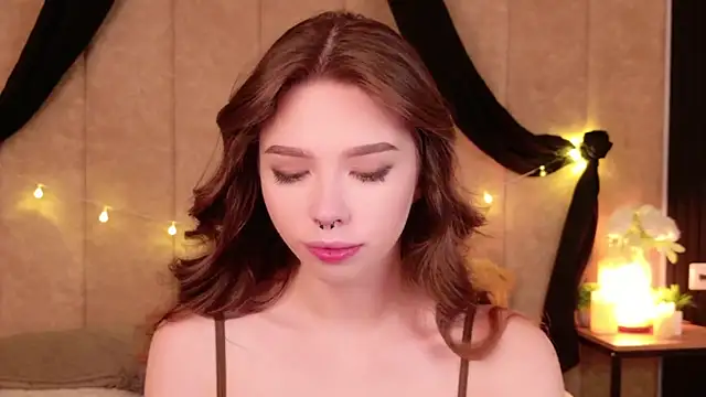 Sierra Fane online show from 10/11/25, 05:52