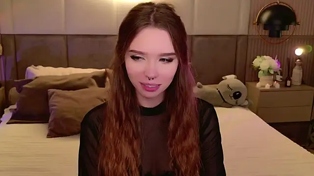 Sierra Fane online show from 03/18/25, 11:42