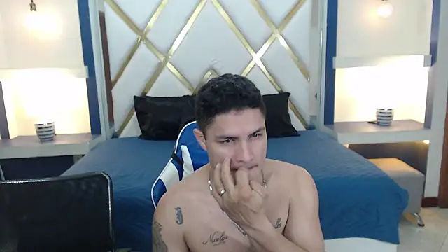 SaraClub JY online show from 12/18/25, 12:27