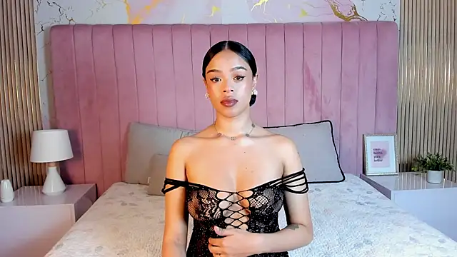 LiaHilton2 online show from 05/21/26, 01:08