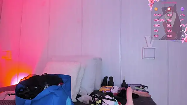 sasha riverss online show from 11/13/25, 07:40