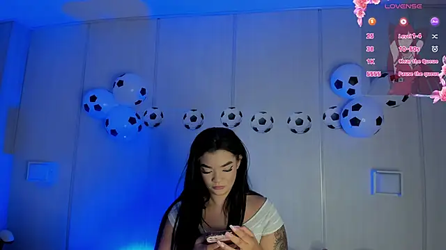 Snapshot of sasha_riverss chatting on 07/01/26, 07:47 sasha riverss online show from 07/01/26, 07:47