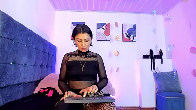 lilith catt online show from 03/17/25, 07:58
