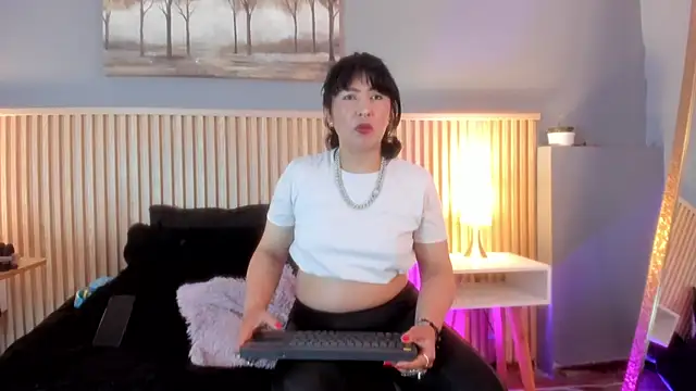 lilith catt online show from 10/08/25, 07:36