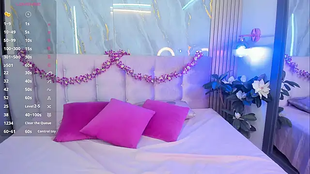 SalomeeHills online show from 02/21/26, 06:32