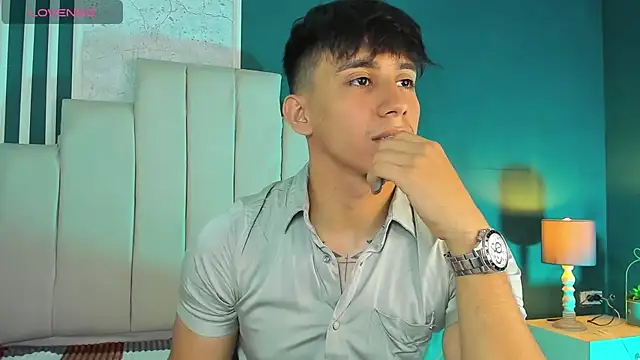 Allex Cano online show from 11/25/25, 06:52