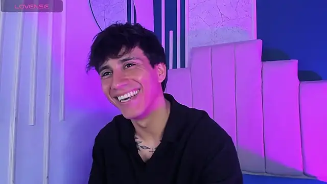 Allex Cano online show from 11/12/25, 03:43