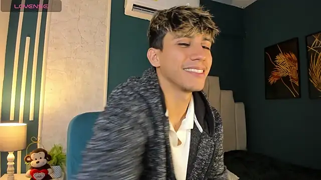 Allex Cano online show from 03/17/25, 11:42