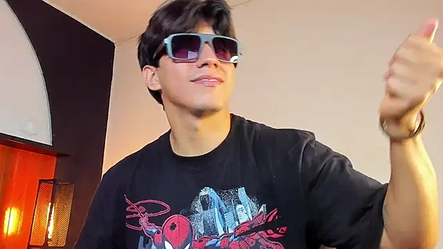 Allex Cano online show from 04/15/26, 05:50