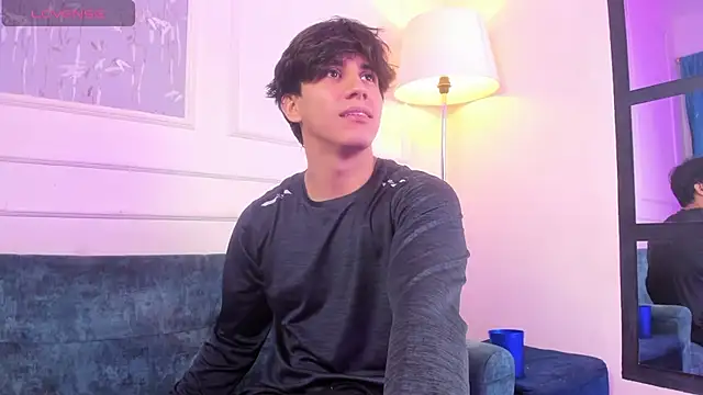 Allex Cano online show from 04/12/26, 08:34