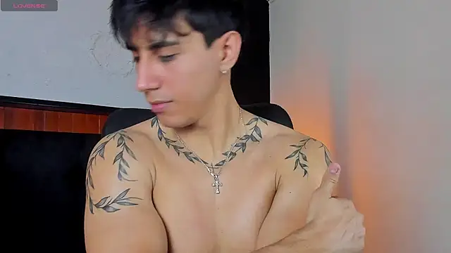 Allex Cano online show from 10/19/25, 11:18