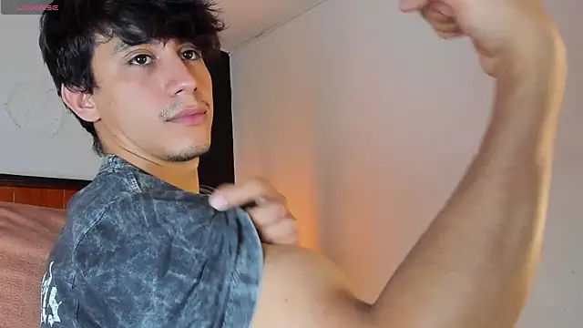 Allex Cano online show from 03/04/26, 08:49