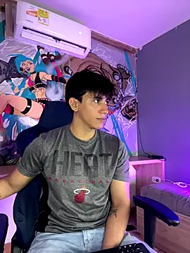 Allex Cano online show from 11/07/25, 04:17