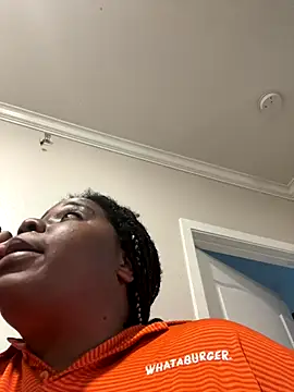 Deshay30 online show from 10/21/25, 11:04