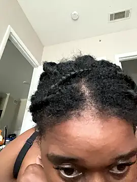 Deshay30 online show from 10/25/25, 08:31