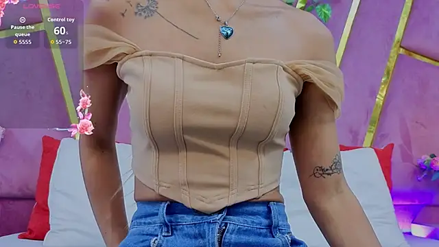 EmmyCortez online show from 12/04/25, 11:53