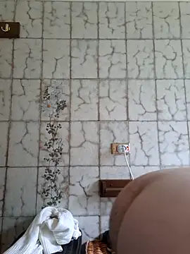 mauroxx08 online show from 02/18/25, 12:28