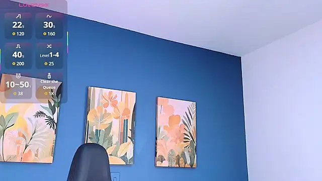 Zamira Taylor online show from 10/24/25, 01:26