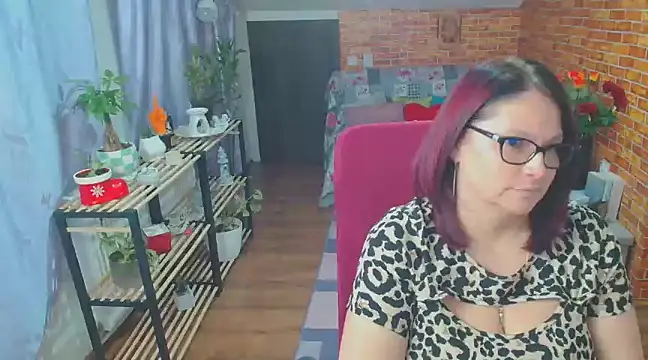 like2knowyou online show from 02/18/25, 08:47