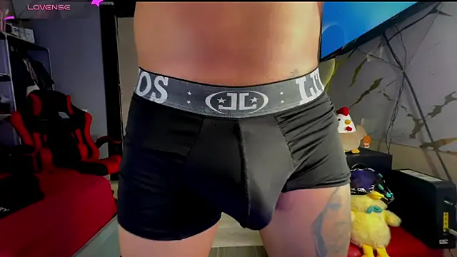 jeffvalemtino online show from 04/12/26, 11:52