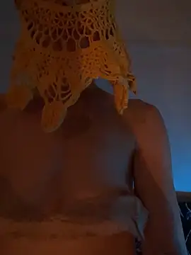 Hildas online show from 10/14/25, 05:24