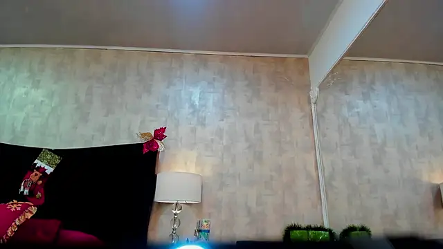 NahomyCarther online show from 12/22/25, 04:56