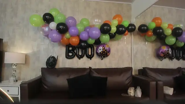 Snapshot of NahomyCarther chatting on 11/02/25, 03:44 NahomyCarther online show from 11/02/25, 03:44