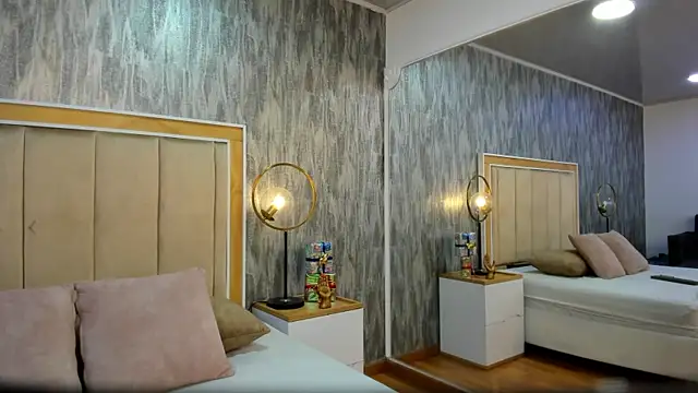 Snapshot of NahomyCarther chatting on 12/14/25, 03:57 NahomyCarther online show from 12/14/25, 03:57