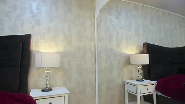 Snapshot of NahomyCarther chatting on 10/12/25, 03:41 NahomyCarther online show from 10/12/25, 03:41