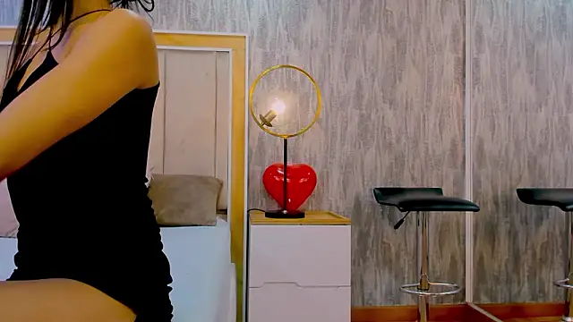 NahomyCarther online show from 03/10/26, 01:26